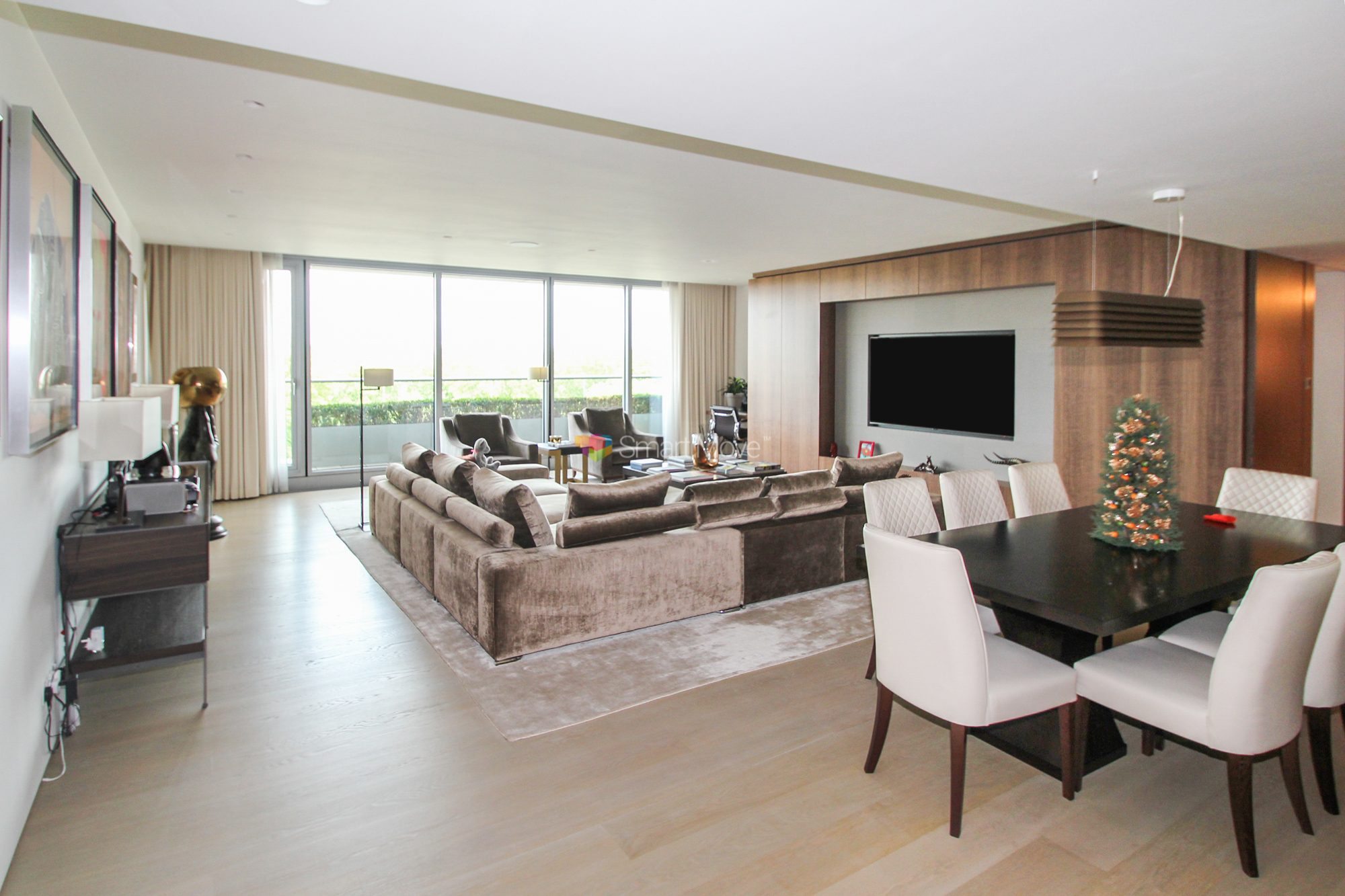 The Knightsbridge Apartments, 199 The Knightsbridge, SW7