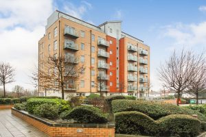 Queen Mary Avenue, South Woodford, E18